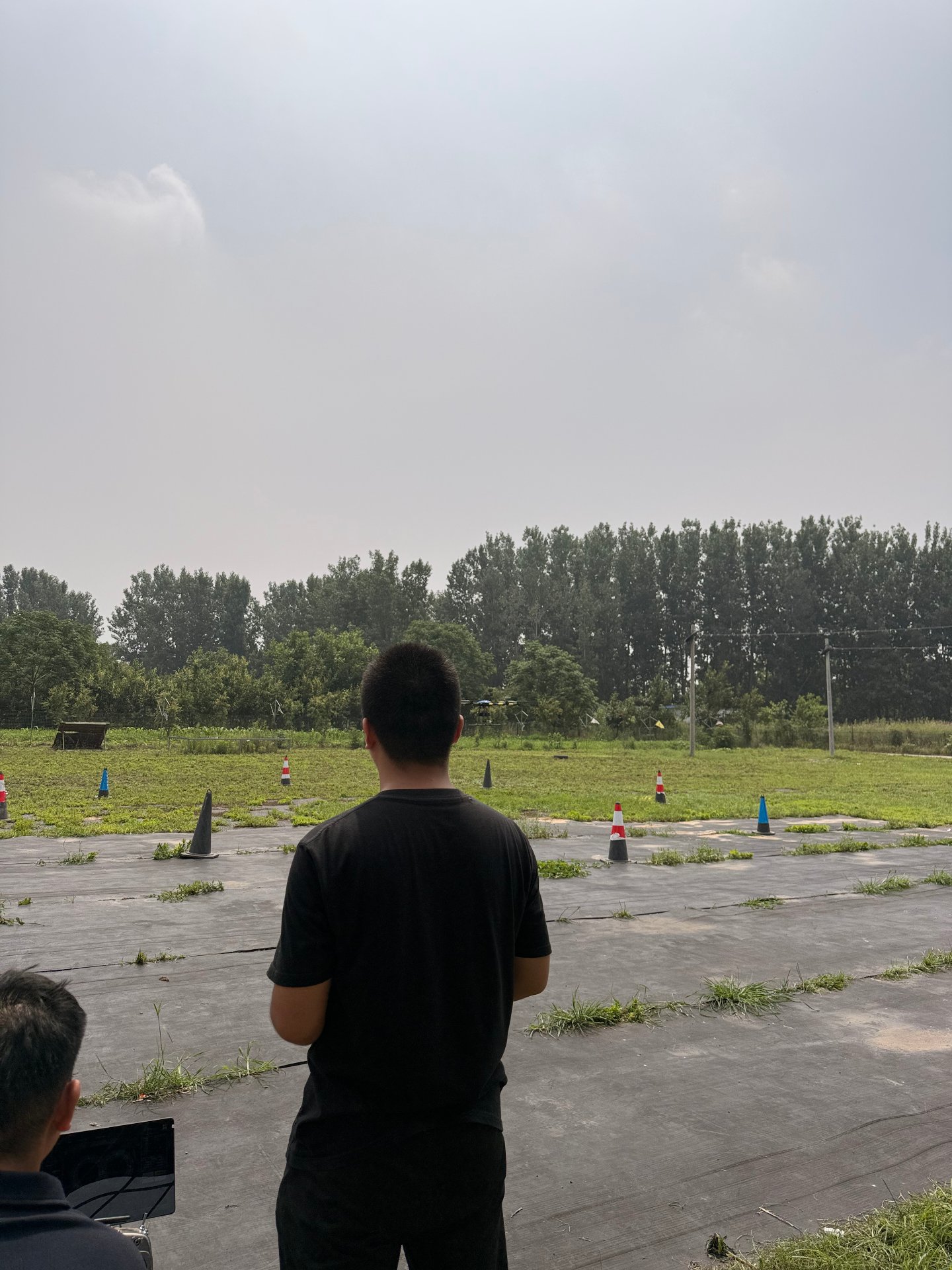室外飞行训练场
